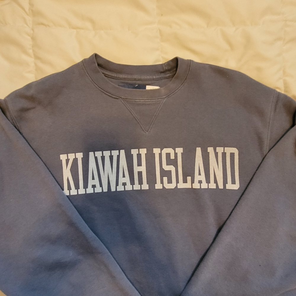 10 off $60 ⭐️ Kiawah island crewneck
